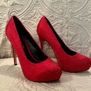 Aldo Red Rhinestone Platform Shoes Size 7.5